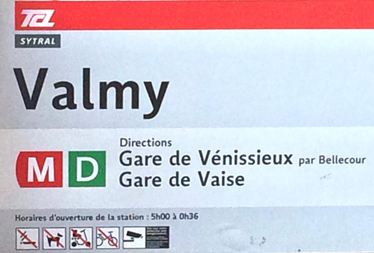 Le 9Eme- Metro Valmy-Homalyon Apartment Exterior foto